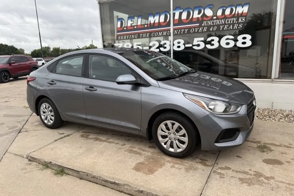 2018 Hyundai Accent SE photo 1