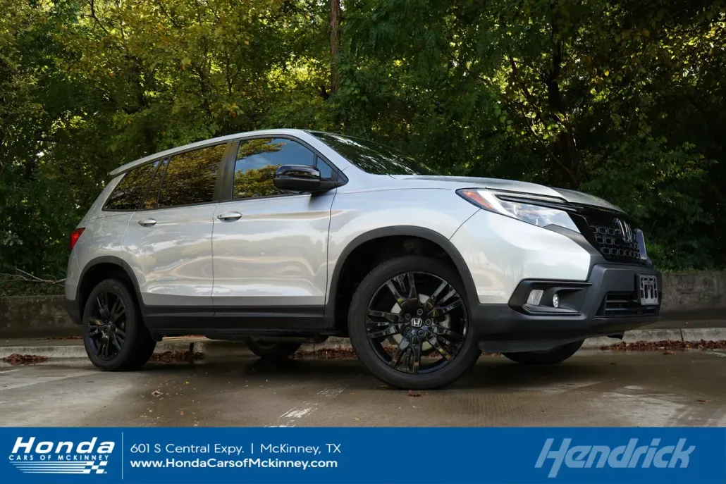 2021 Honda Passport Sport photo 1