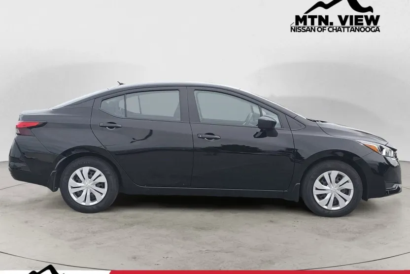 2024 Nissan Versa S photo 1