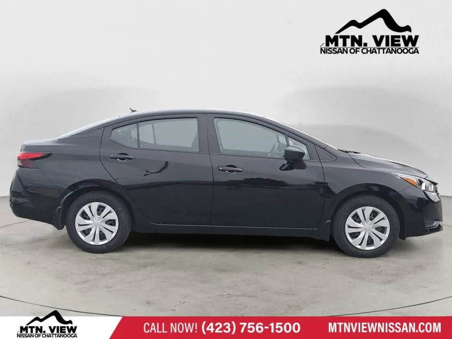 2024 Nissan Versa S photo 1