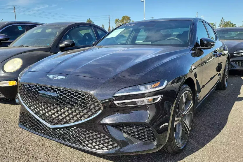 2025 Genesis G70 Advanced 3.3T Sport Prestige photo 1