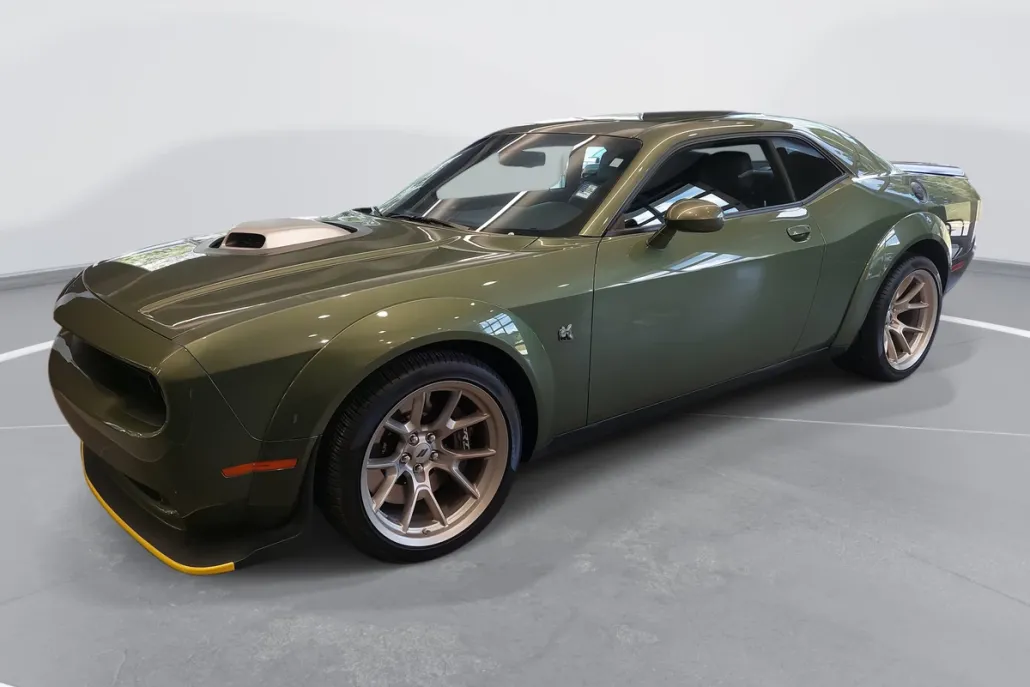 2023 Dodge Challenger R/T Scat Pack Widebody photo 1
