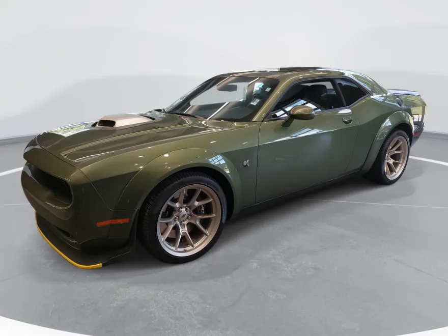2023 Dodge Challenger R/T Scat Pack Widebody photo 1