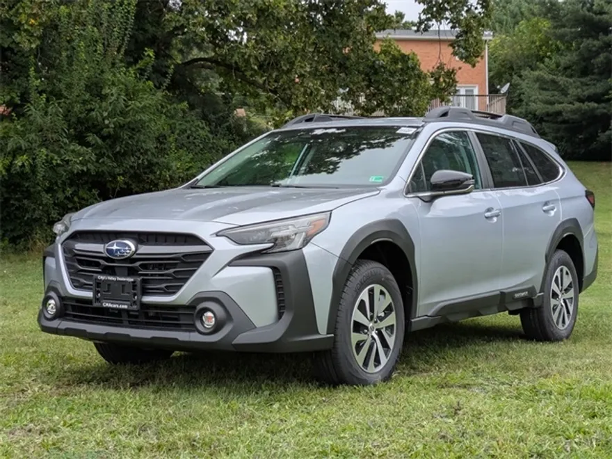 2025 Subaru Outback Premium photo 1