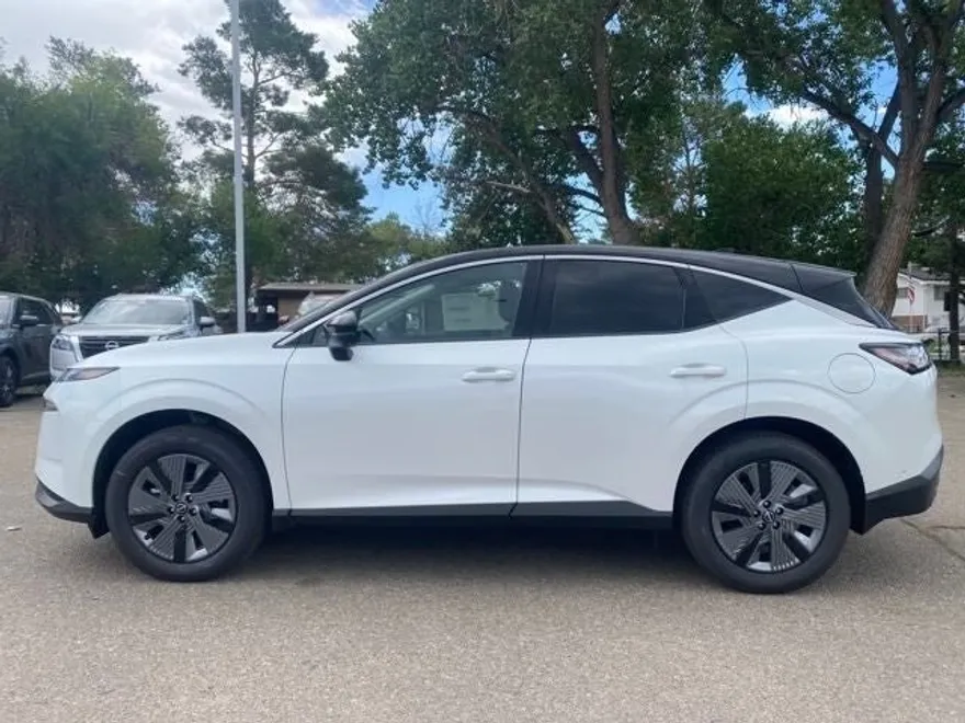 2025 Nissan Murano SL photo 1
