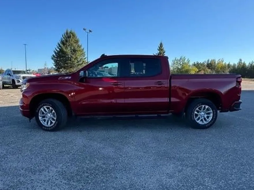 2023 Chevrolet Silverado 1500 RST photo 1