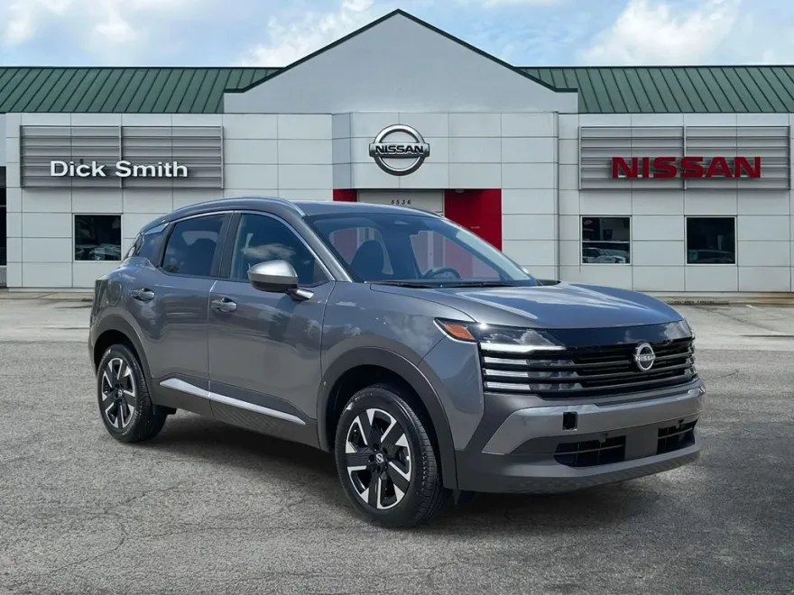 2025 Nissan Kicks SV photo 1