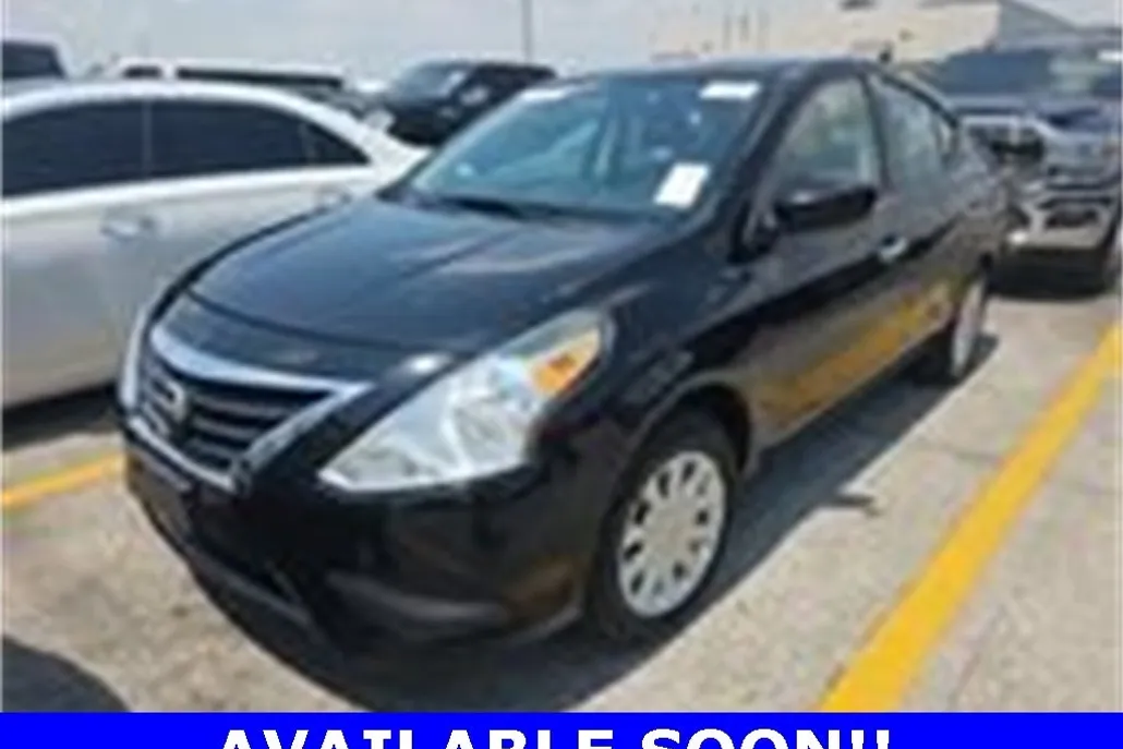 2018 Nissan Versa 1.6 SV photo 1