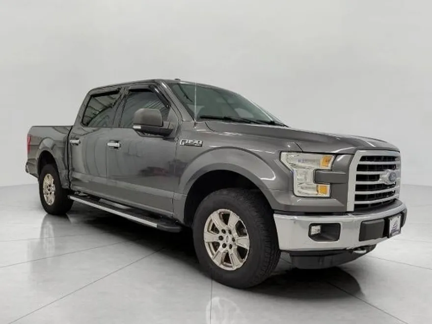 2015 Ford F-150 XLT photo 1