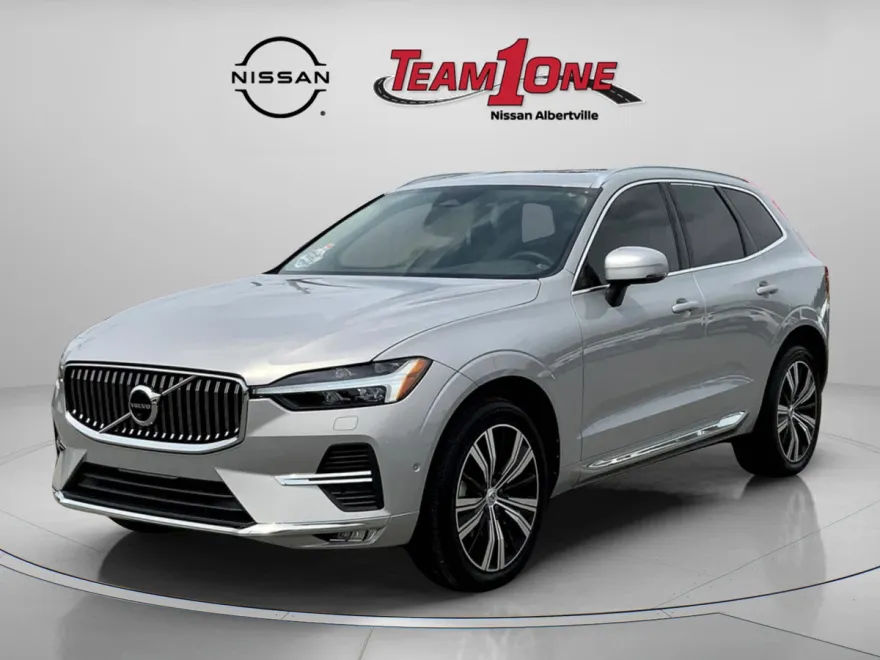 2023 Volvo XC60 B5 Plus photo 1