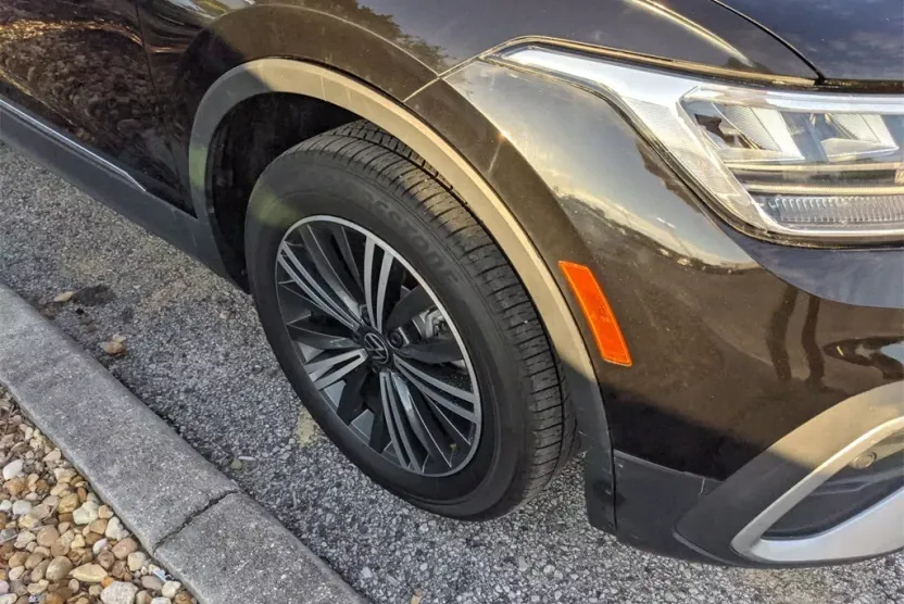 2024 Volkswagen Tiguan Wolfsburg Edition photo 1