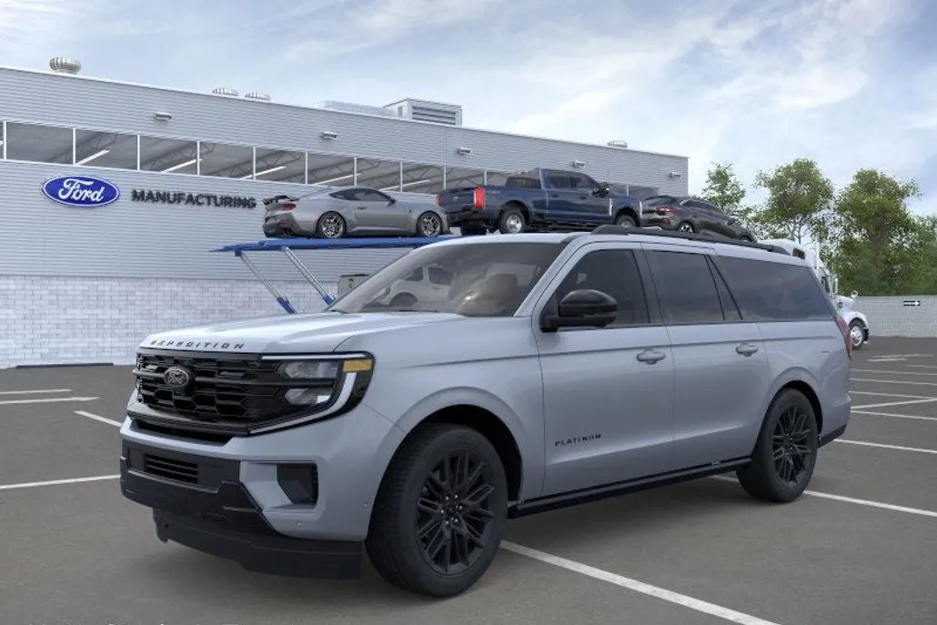 2025 Ford Expedition MAX Platinum photo 1