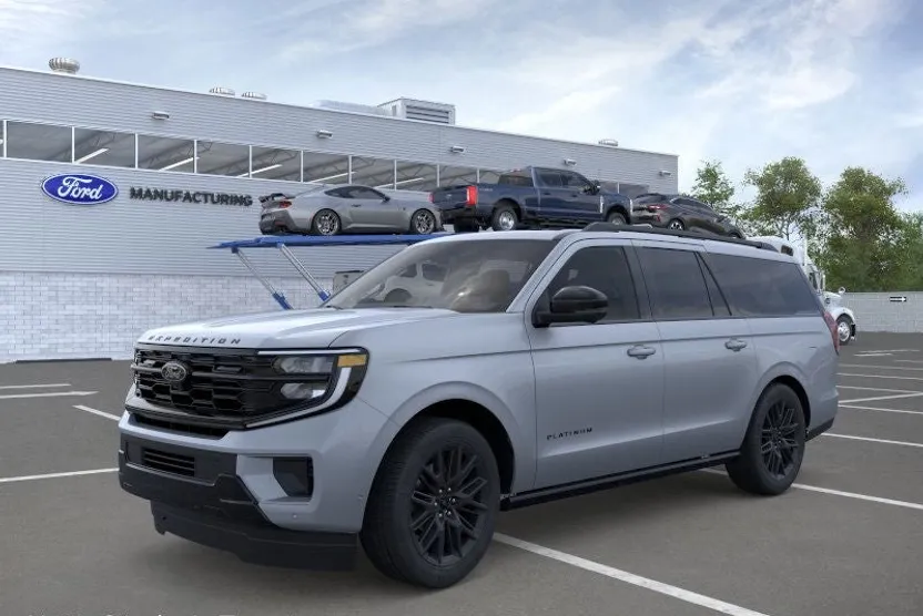 2025 Ford Expedition MAX Platinum photo 1