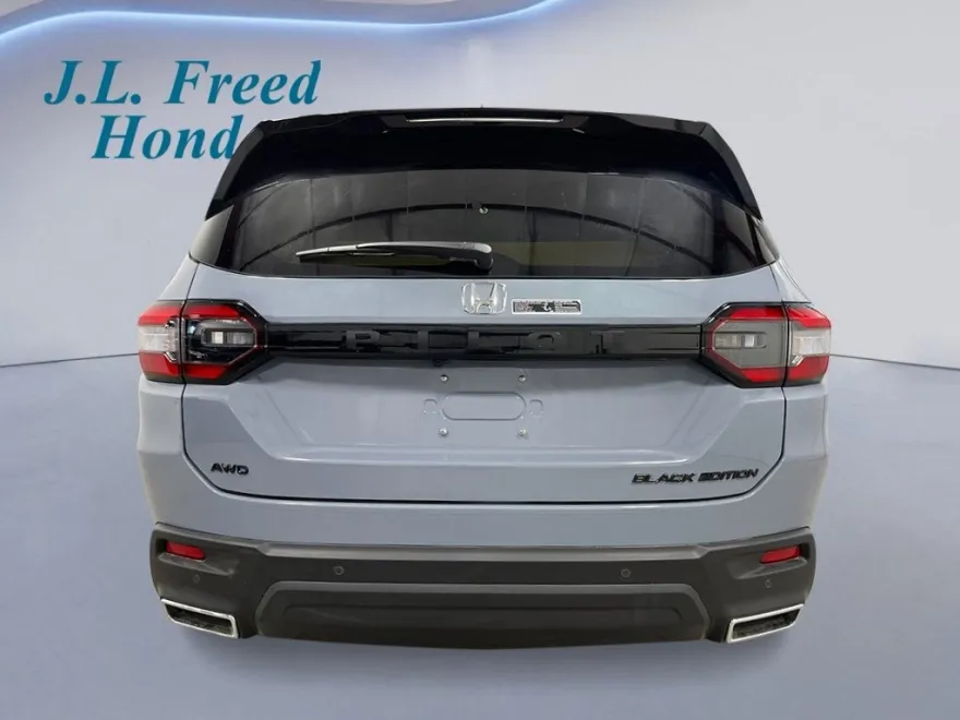 2025 Honda Pilot Black Edition photo 1