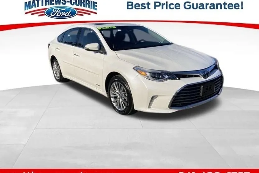 2018 Toyota Avalon Hybrid Limited photo 1