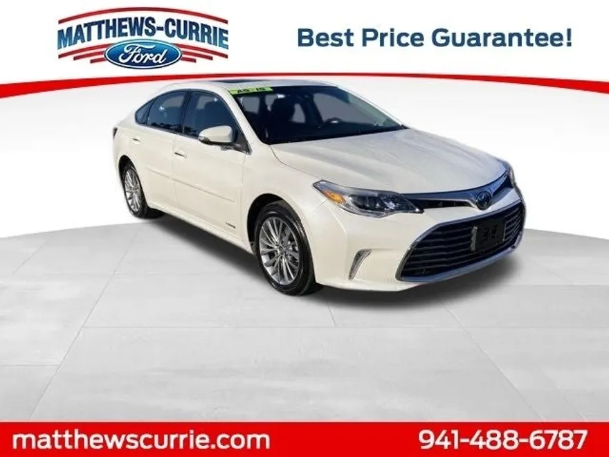 2018 Toyota Avalon Hybrid Limited photo 1