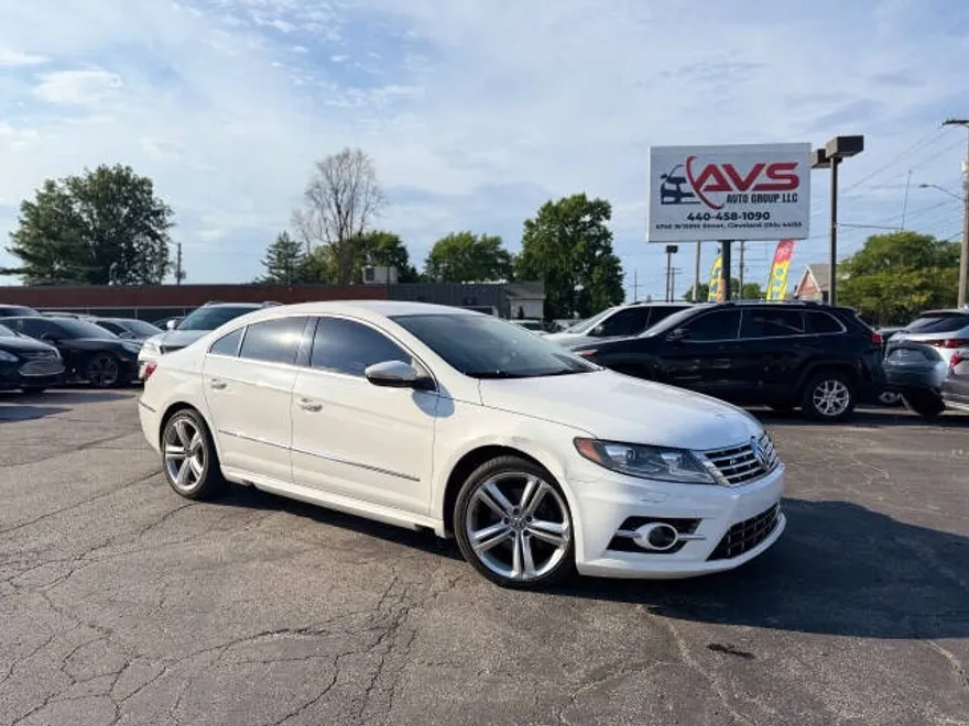 2014 Volkswagen CC R-Line photo 1