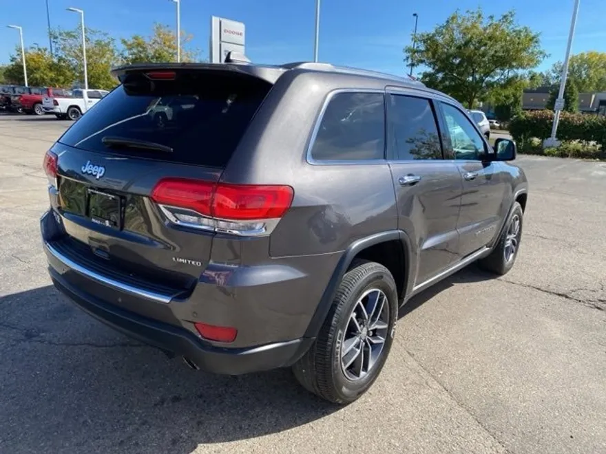 2018 Jeep Grand Cherokee Limited photo 2