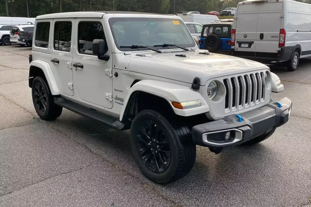 2022 Jeep Wrangler 4xe Unlimited Sahara photo 1