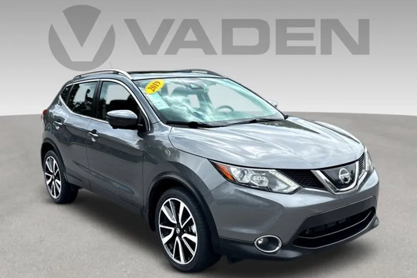 2019 Nissan Rogue Sport SL photo 1
