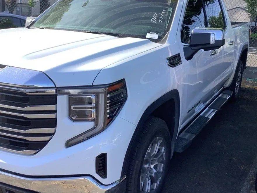 2024 Gmc Sierra 1500 SLT photo 1