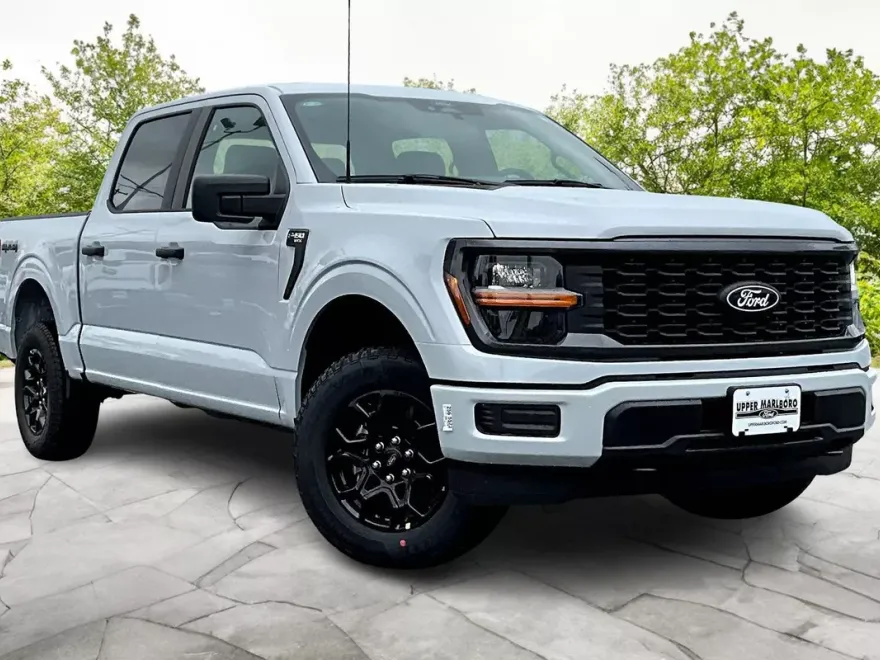 2025 Ford F-150 STX photo 1