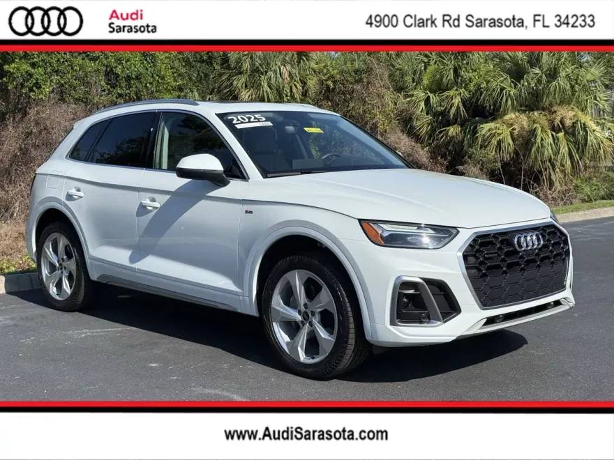 2025 Audi Q5 S line Premium Plus photo 1