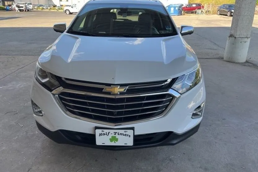 2021 Chevrolet Equinox Premier photo 1