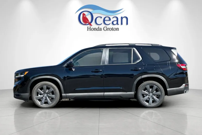 2025 Honda Pilot Sport photo 1