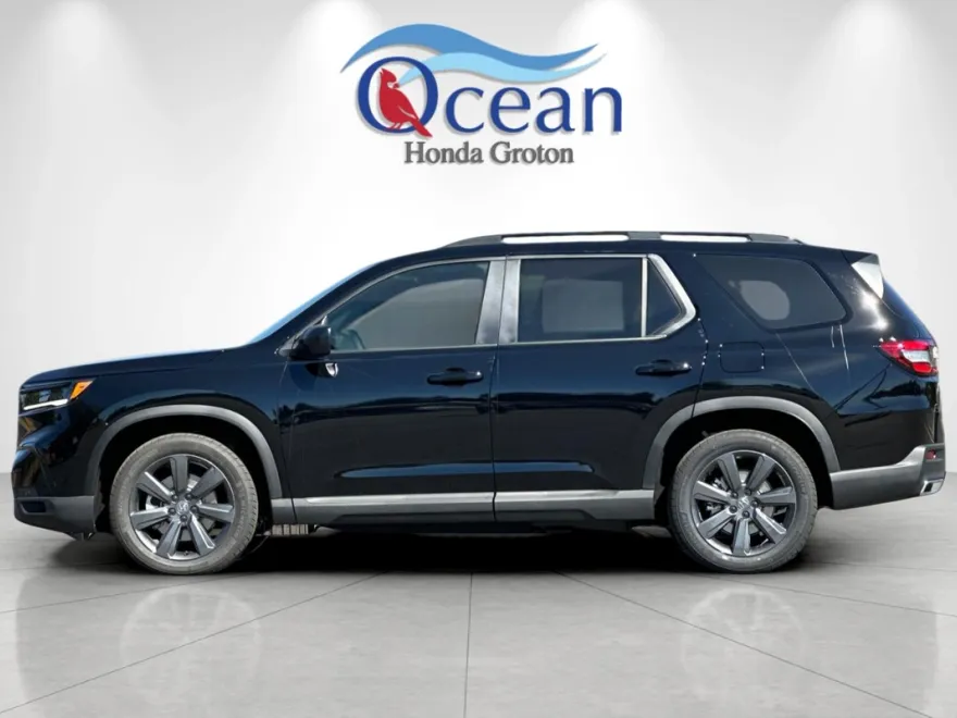 2025 Honda Pilot Sport photo 1