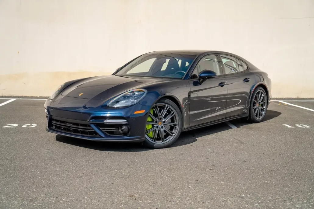 2019 Porsche Panamera E-Hybrid Turbo S photo 1