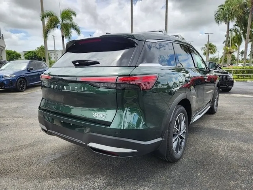 2026 Infiniti QX60 Luxe photo 1