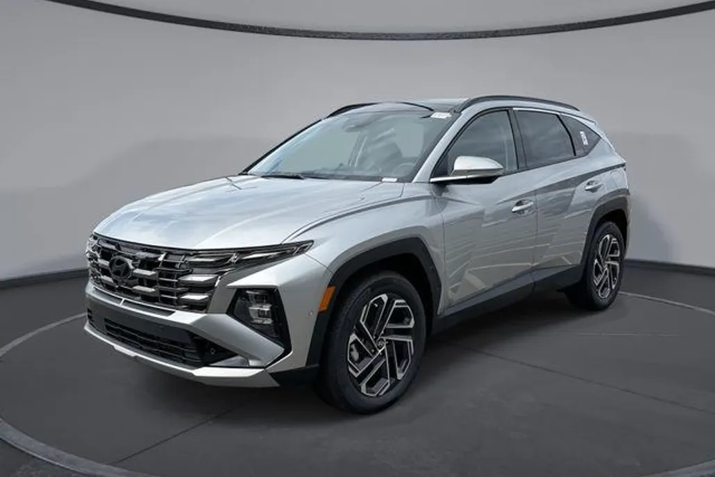 2025 Hyundai Tucson Hybrid Limited photo 1