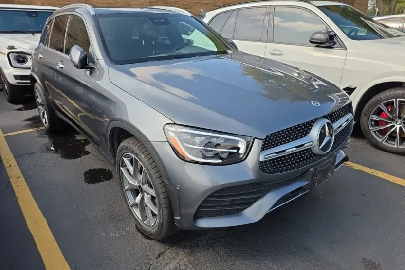 2022 Mercedes Benz GLC 300 4MATIC photo 1