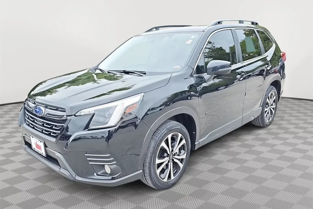 2023 Subaru Forester Limited photo 1
