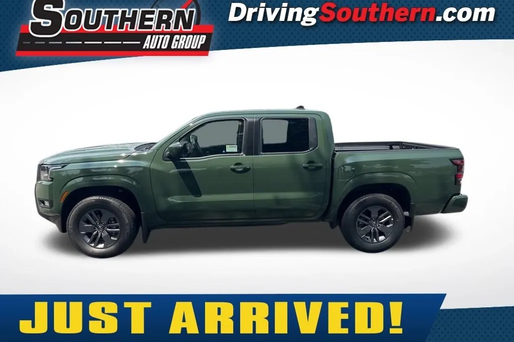 2025 Nissan Frontier SV photo 1