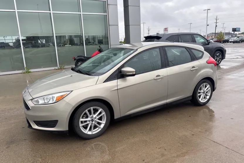 2015 Ford Focus SE photo 1