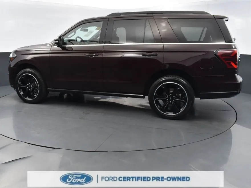 2024 Ford Expedition Limited photo 1