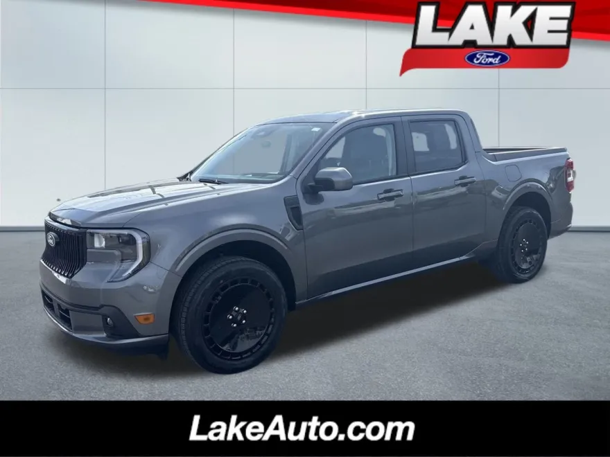 2025 Ford Maverick photo 1