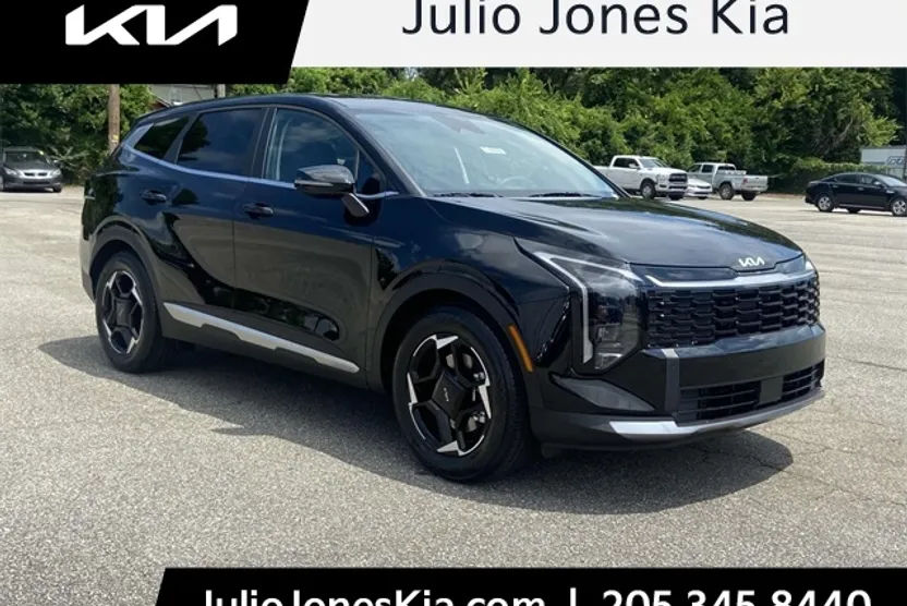 2026 Kia Sportage EX photo 1