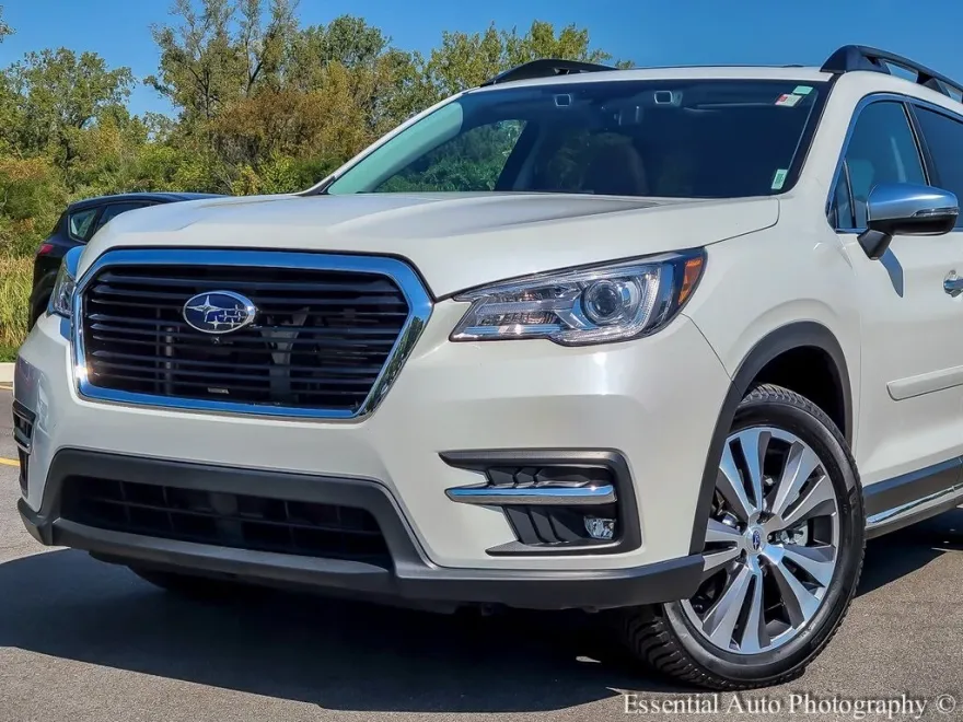 2022 Subaru Ascent Touring photo 1