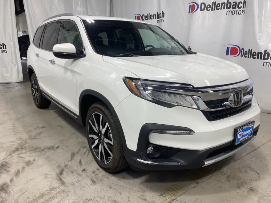 2022 Honda Pilot Touring photo 1