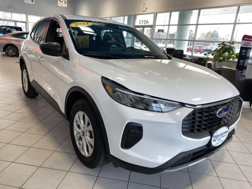 2023 Ford Escape Active photo 1