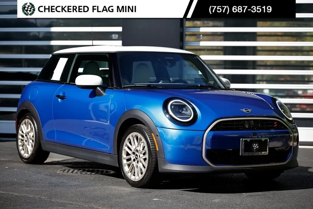 2025 Mini Cooper S Iconic photo 1