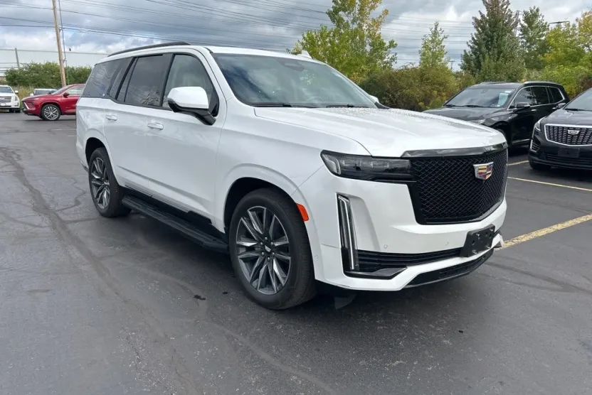 2023 Cadillac Escalade Sport Platinum photo 1