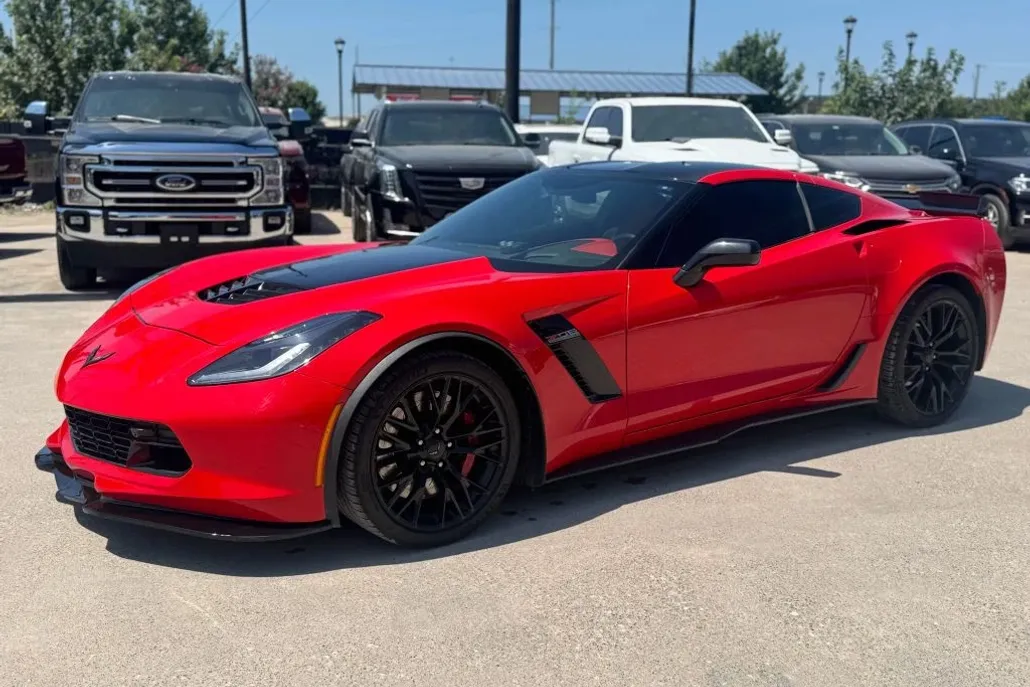 2016 Chevrolet Corvette Z06 Coupe photo 1