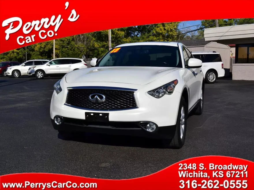 2017 Infiniti QX70 Base AWD photo 1