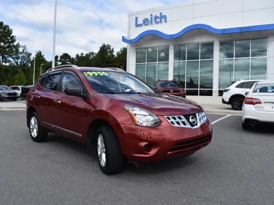 2015 Nissan Rogue Select S photo 1