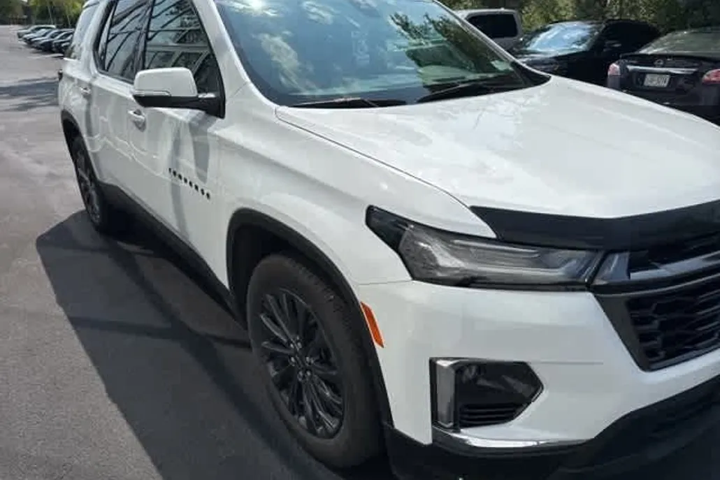 2023 Chevrolet Traverse RS photo 1