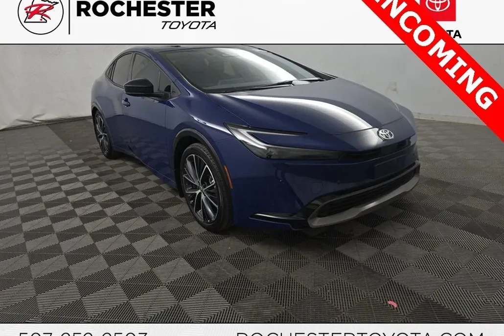 2024 Toyota Prius XLE photo 1
